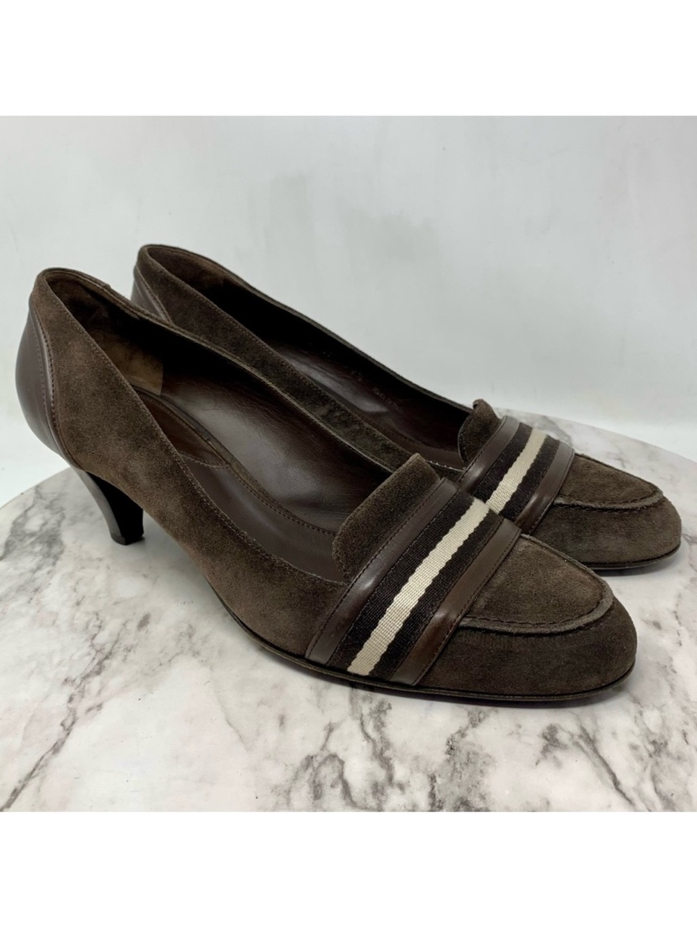 Y2K Bally Tasha Rugby Ribbon Brown Suede Loafers 9 Preppy Sporty Quiet Luxury
